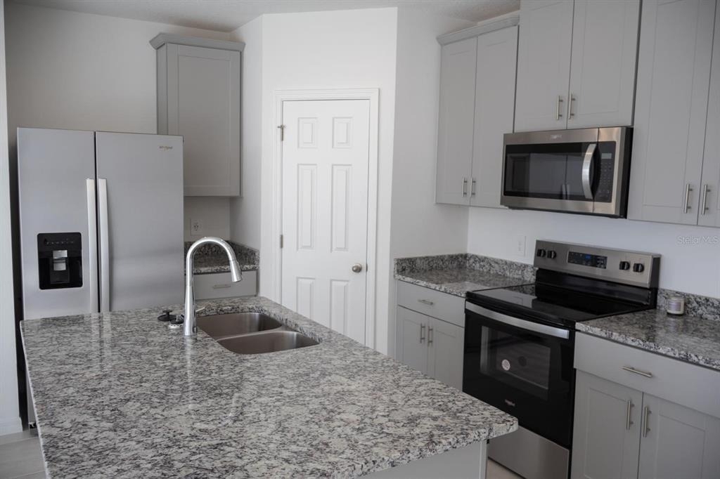 16423 Happy Eagle Drive - Photo 10