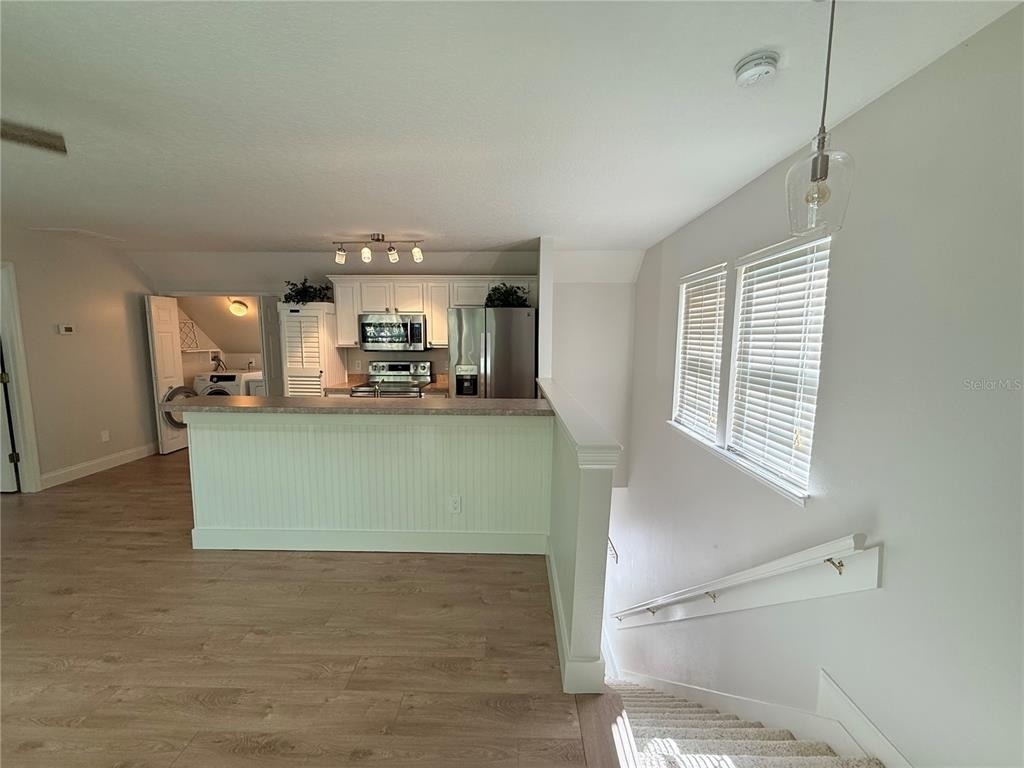 1005 Kestrel Court - Photo 5