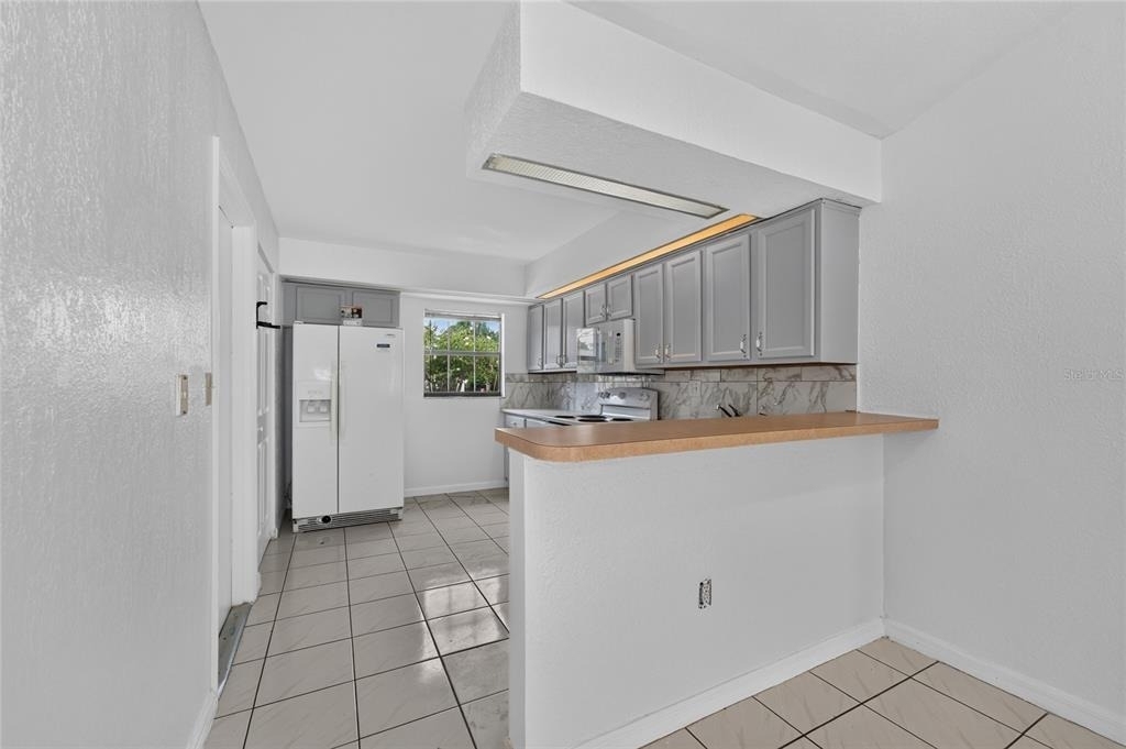 913 San Rafael Way - Photo 12