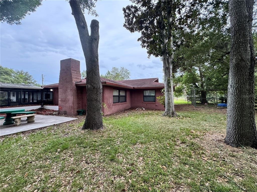 8225 E Highway 25 - Photo 52