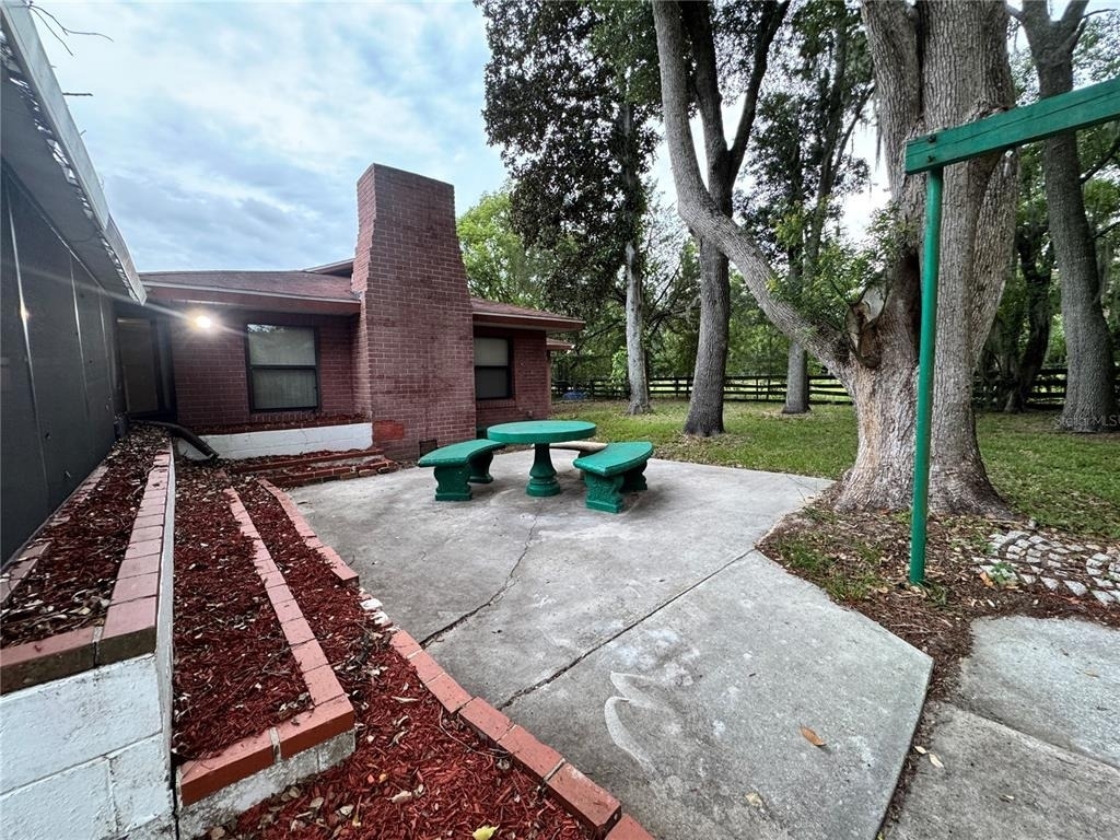8225 E Highway 25 - Photo 62