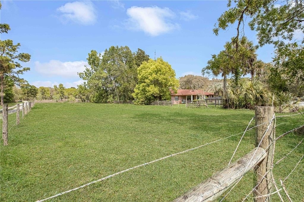 8225 E Highway 25 - Photo 64