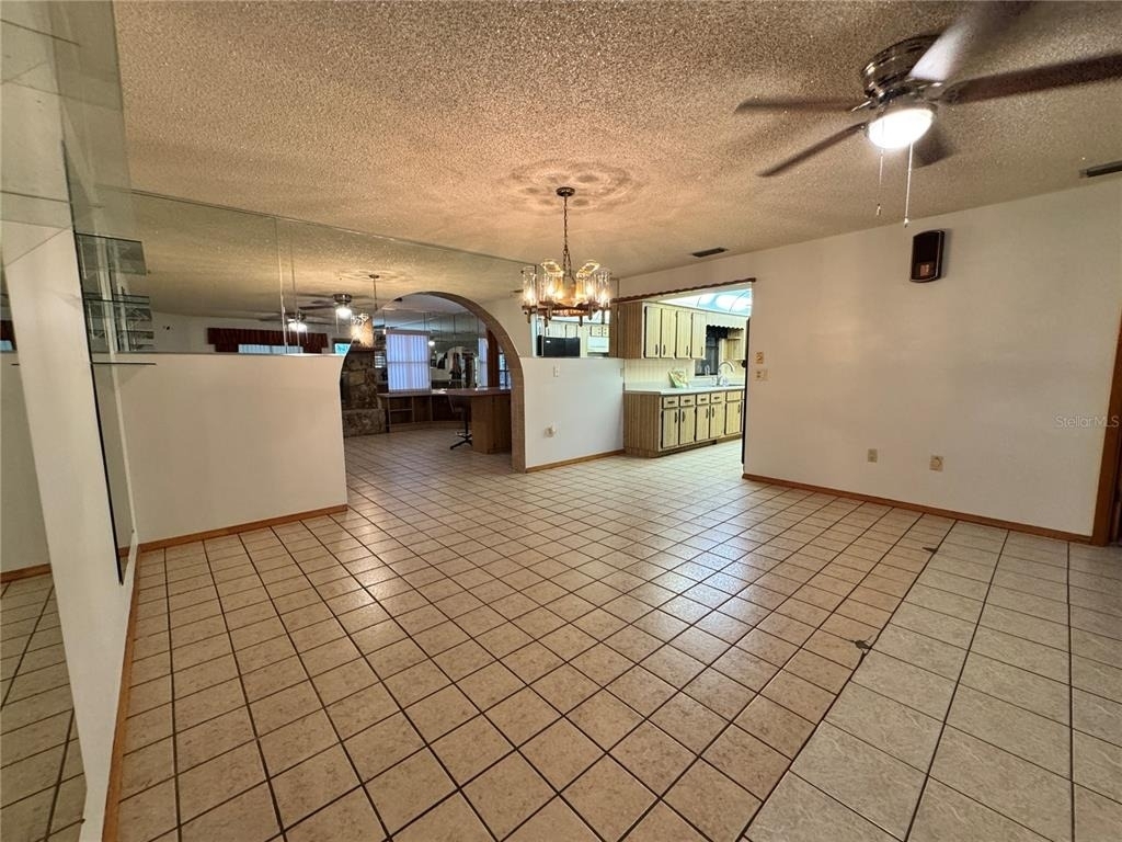 8225 E Highway 25 - Photo 25