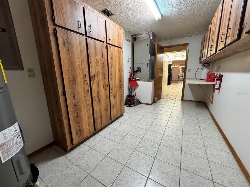 8225 E Highway 25 - Photo 28