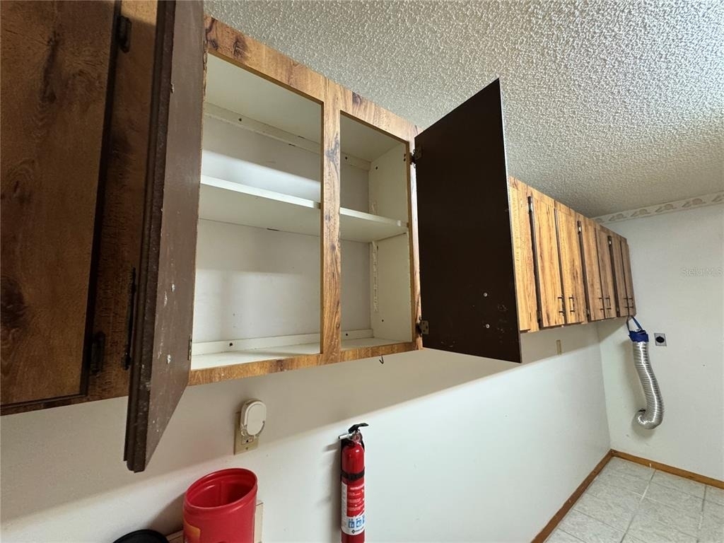 8225 E Highway 25 - Photo 29