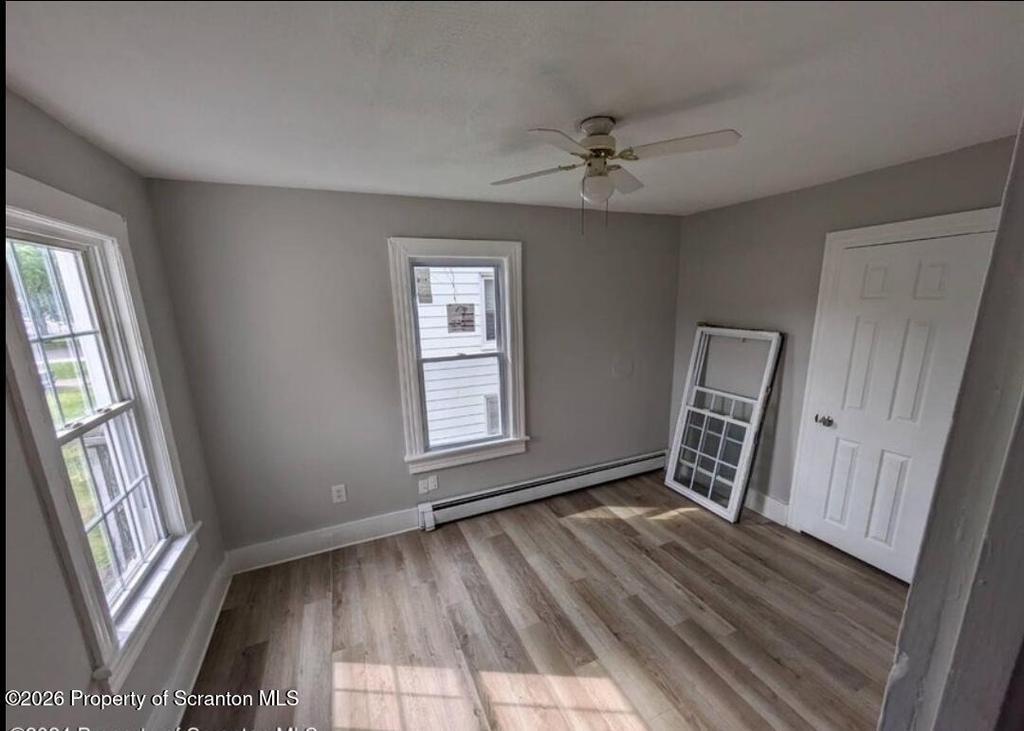 452 W 8th Street - Photo 6