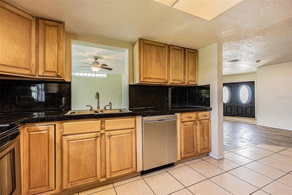 4149 Floramar Terrace - Photo 18