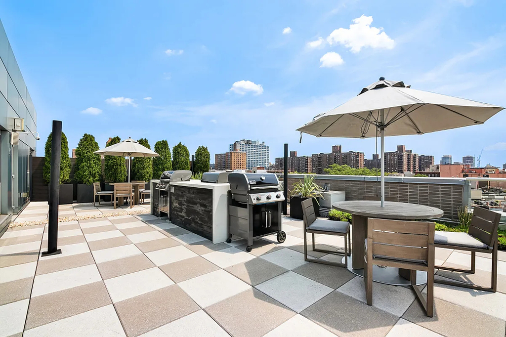 171 West 131st Street - Photo 6