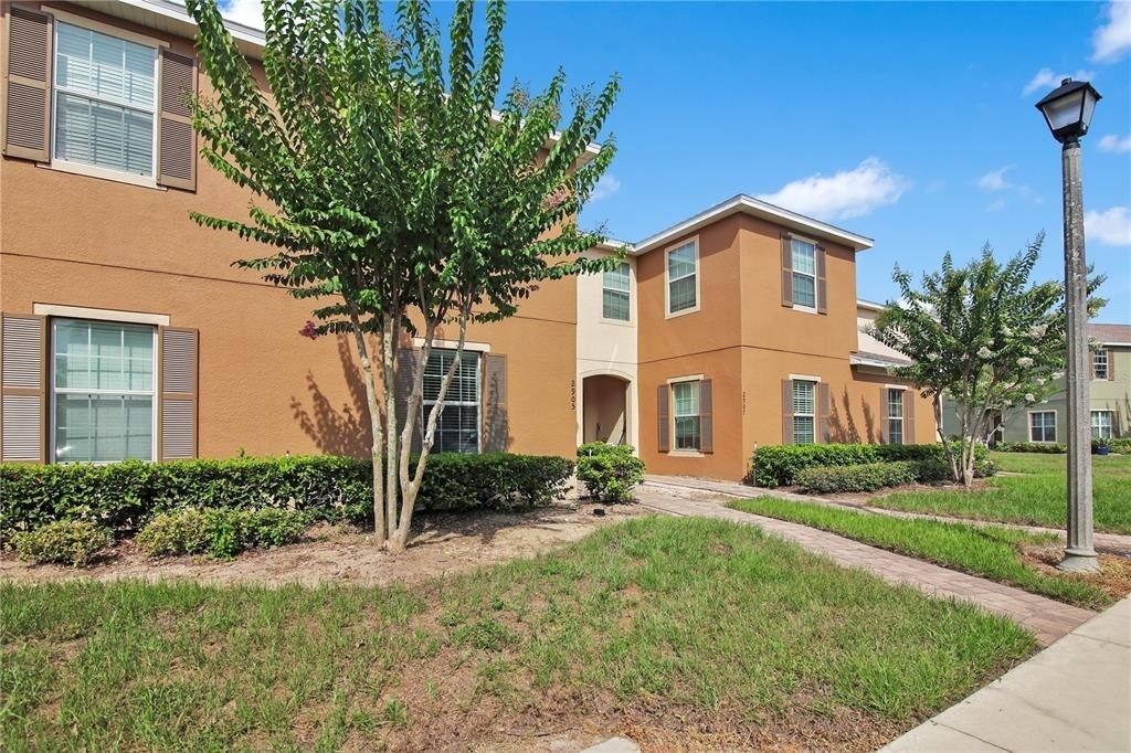 2905 Sunstone Drive - Photo 2
