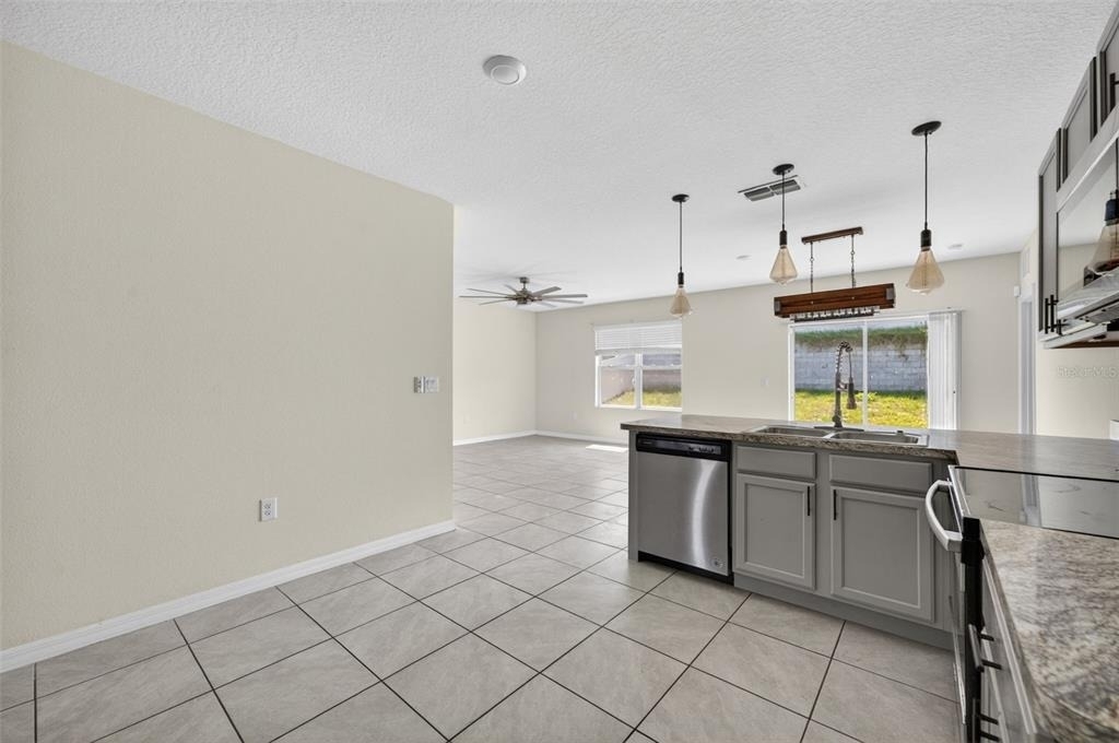 265 Meadowbrook Boulevard - Photo 9