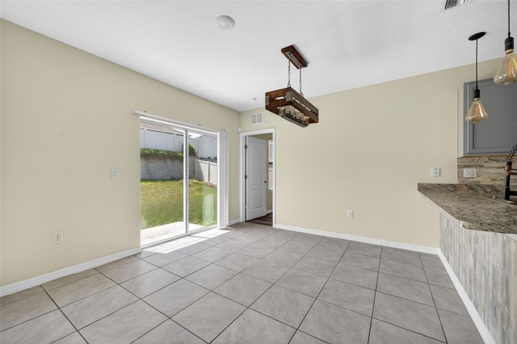 265 Meadowbrook Boulevard - Photo 14