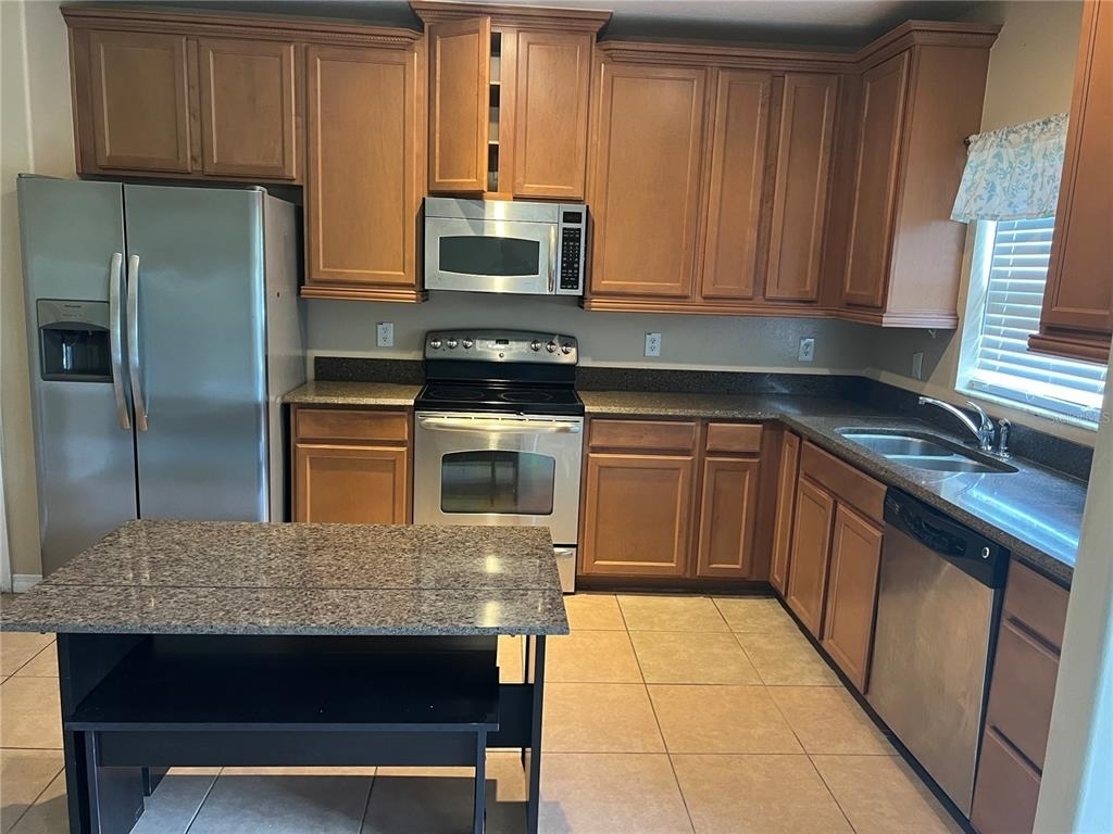 9731 Biscotti Avenue - Photo 3