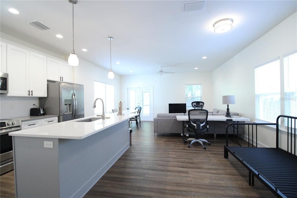 238 Ne 9th Street - Photo 5