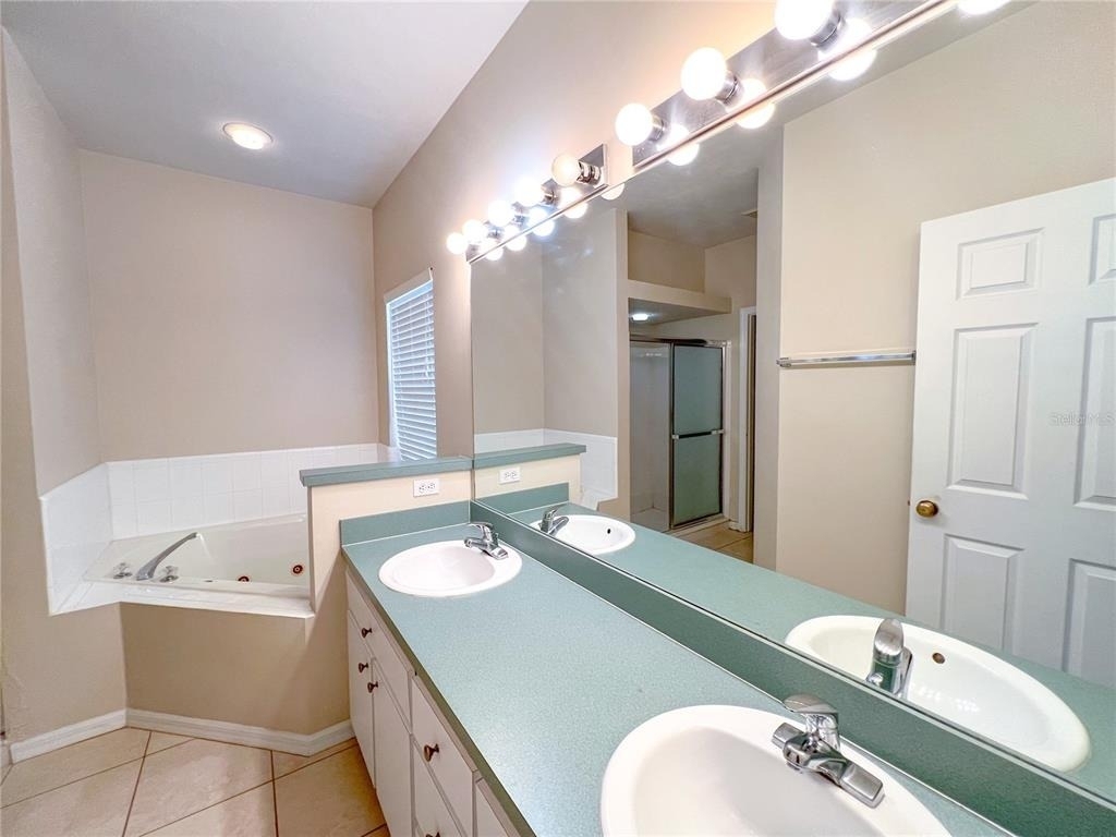 4332 Nw 34th Drive - Photo 12