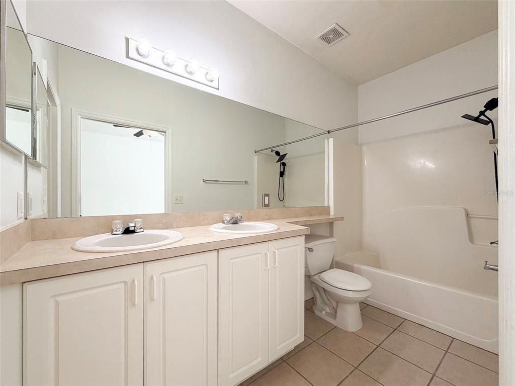 13200 W Newberry Road - Photo 27