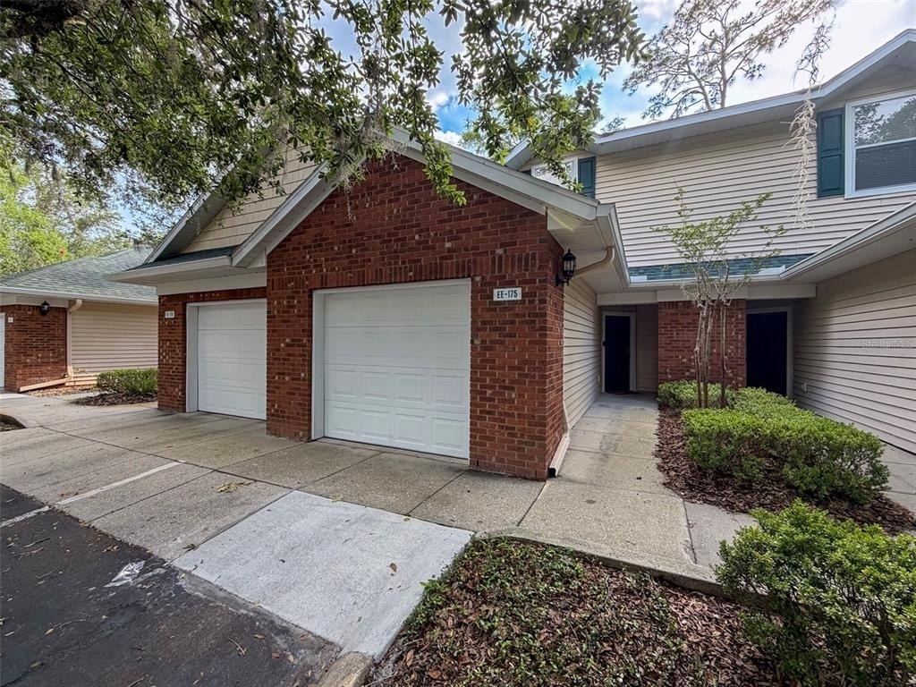13200 W Newberry Road - Photo 0