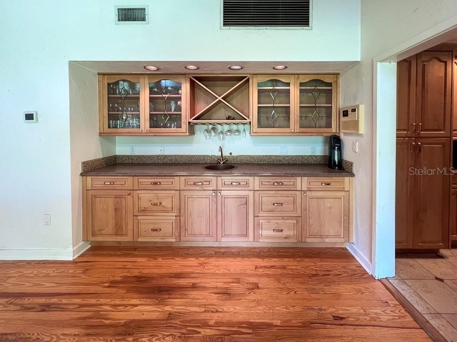 411 Nw 26th Street - Photo 10