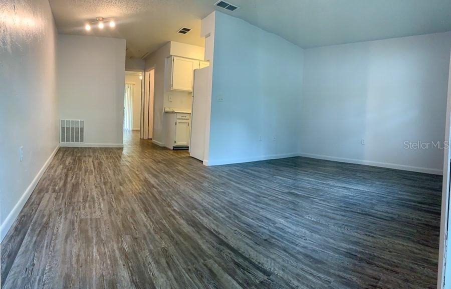 1213 Nw 39th Avenue - Photo 1