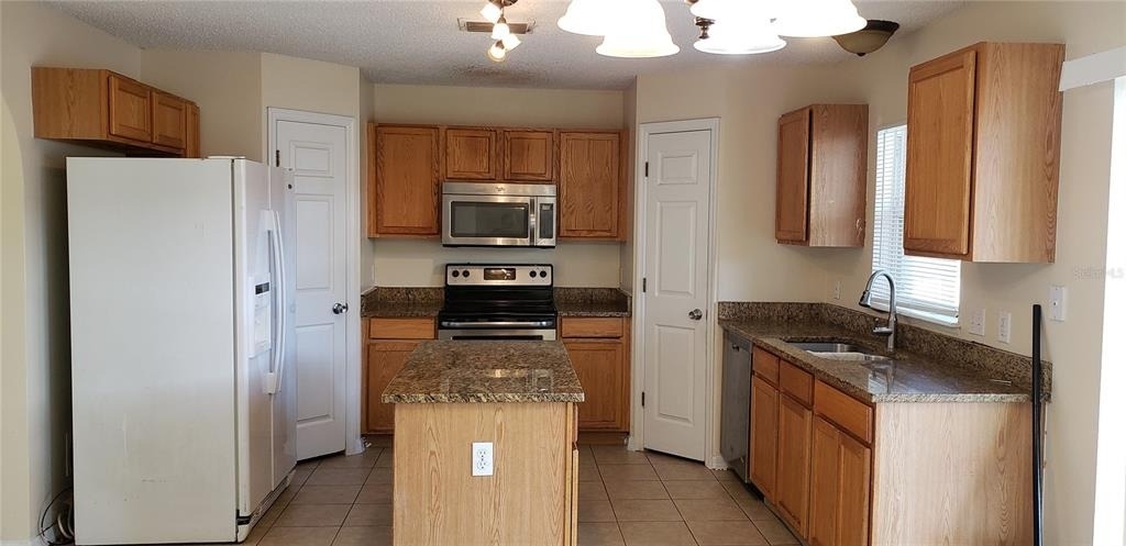 274 Curtis Avenue - Photo 5