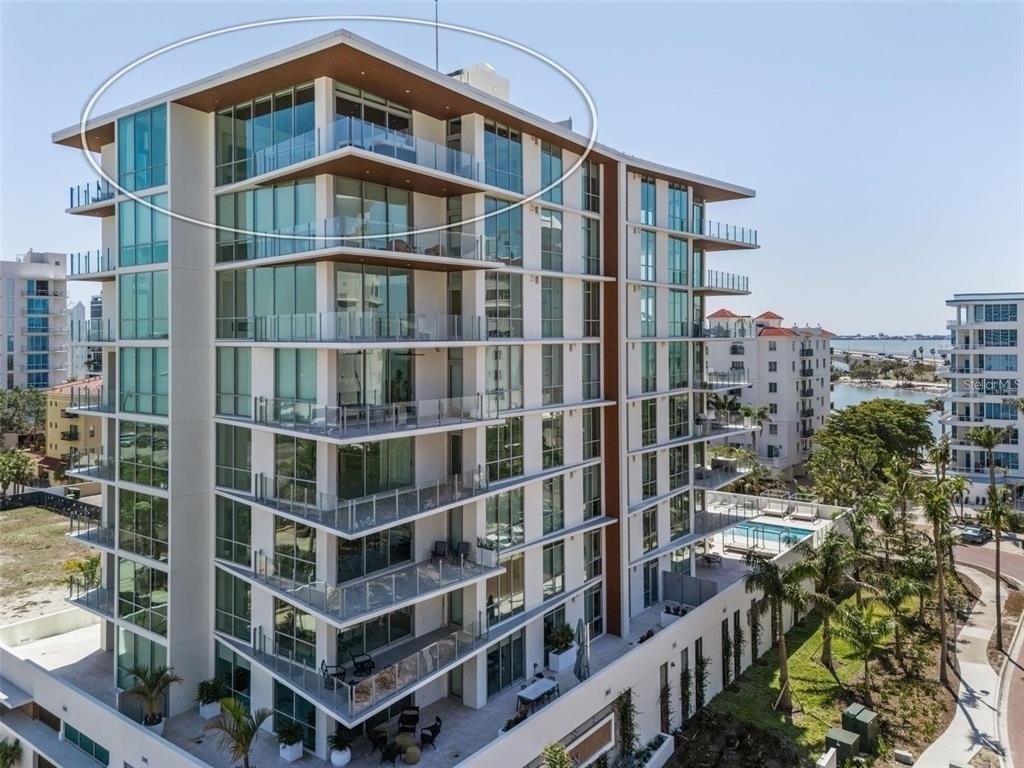 111 Golden Gate Point - Photo 1