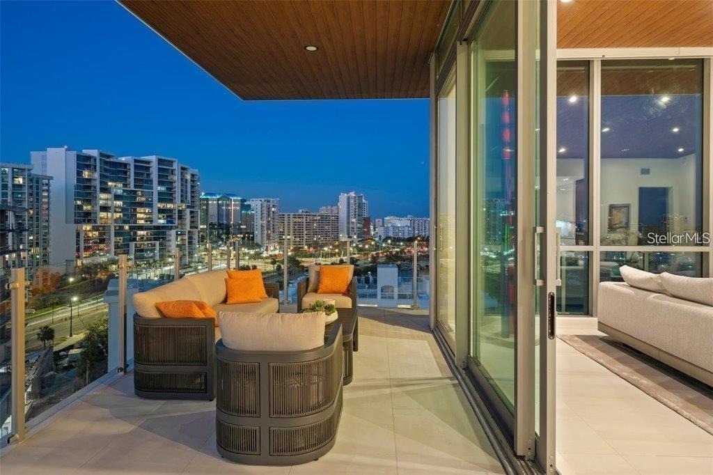 111 Golden Gate Point - Photo 15