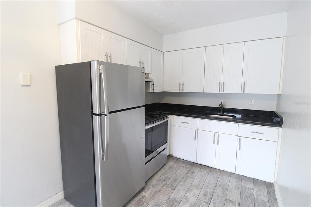 6383 Gateway Avenue - Photo 4