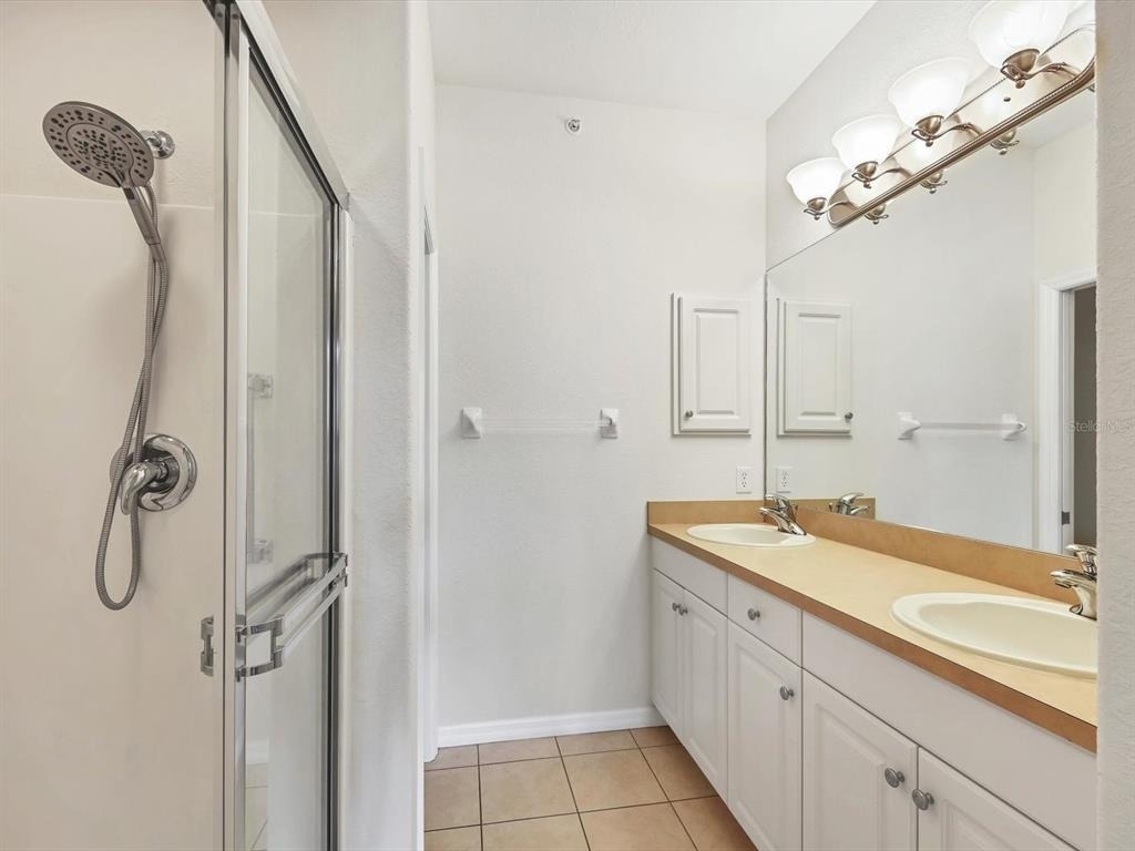 150 L Pavia Boulevard - Photo 15