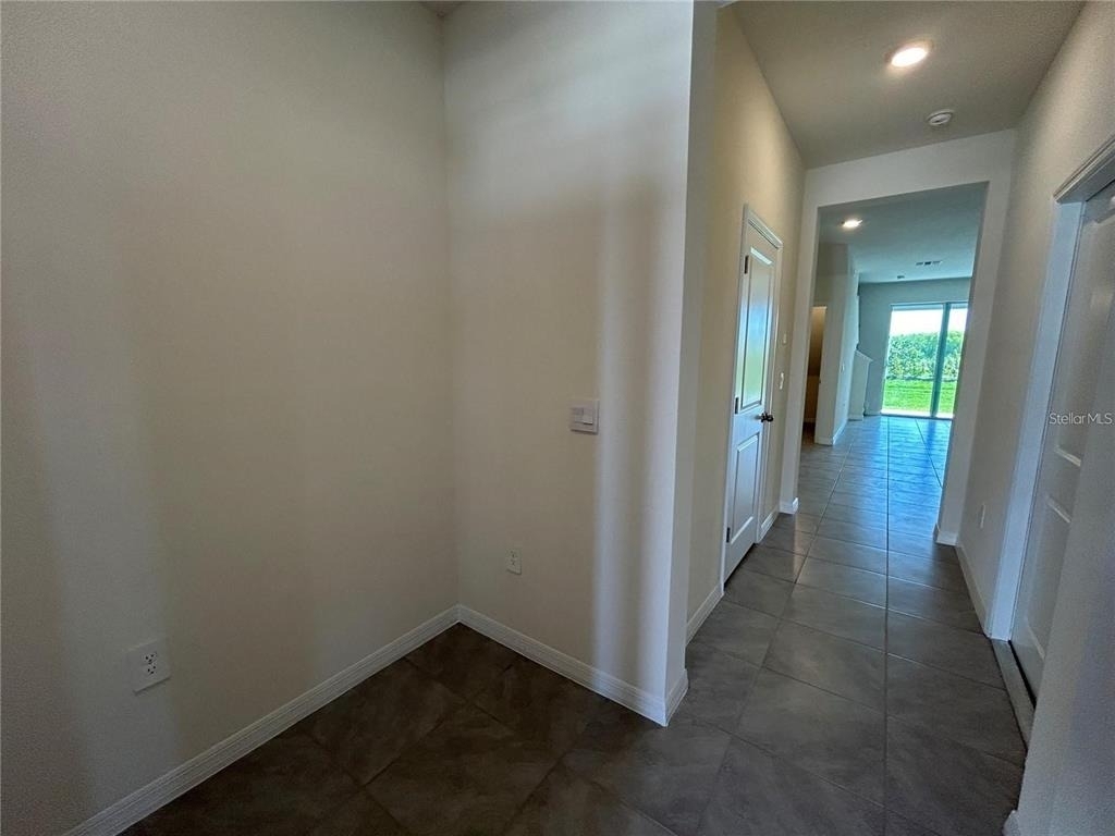 17550 Crescent Moon Loop - Photo 3
