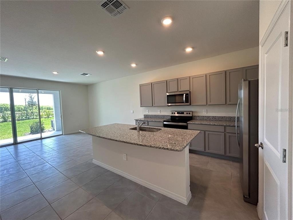 17550 Crescent Moon Loop - Photo 7