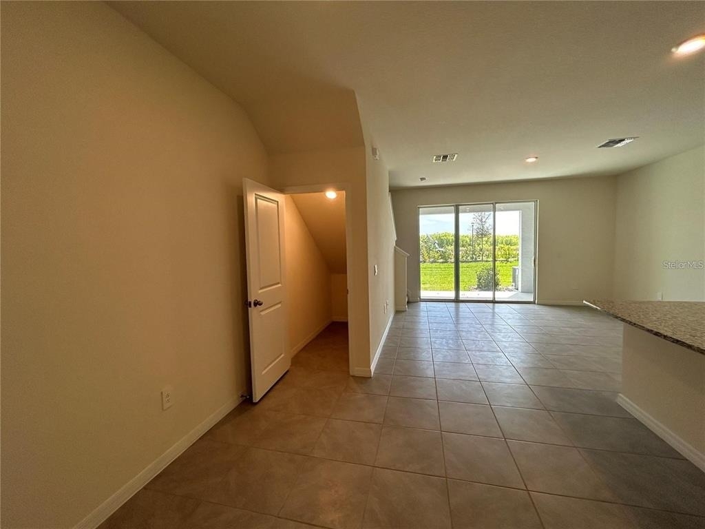 17550 Crescent Moon Loop - Photo 5