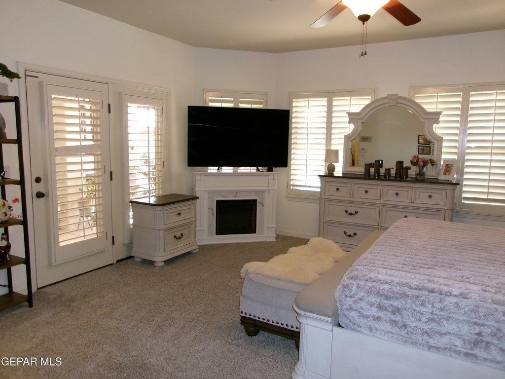 5833 Angel Street - Photo 14