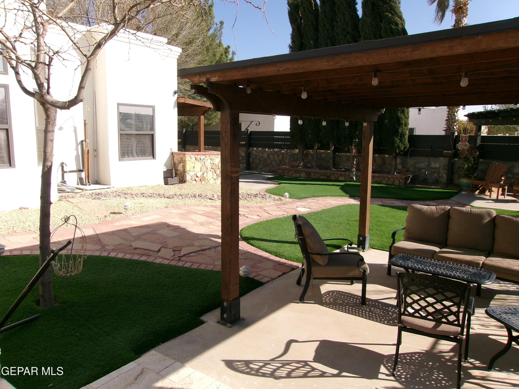 5833 Angel Street - Photo 34