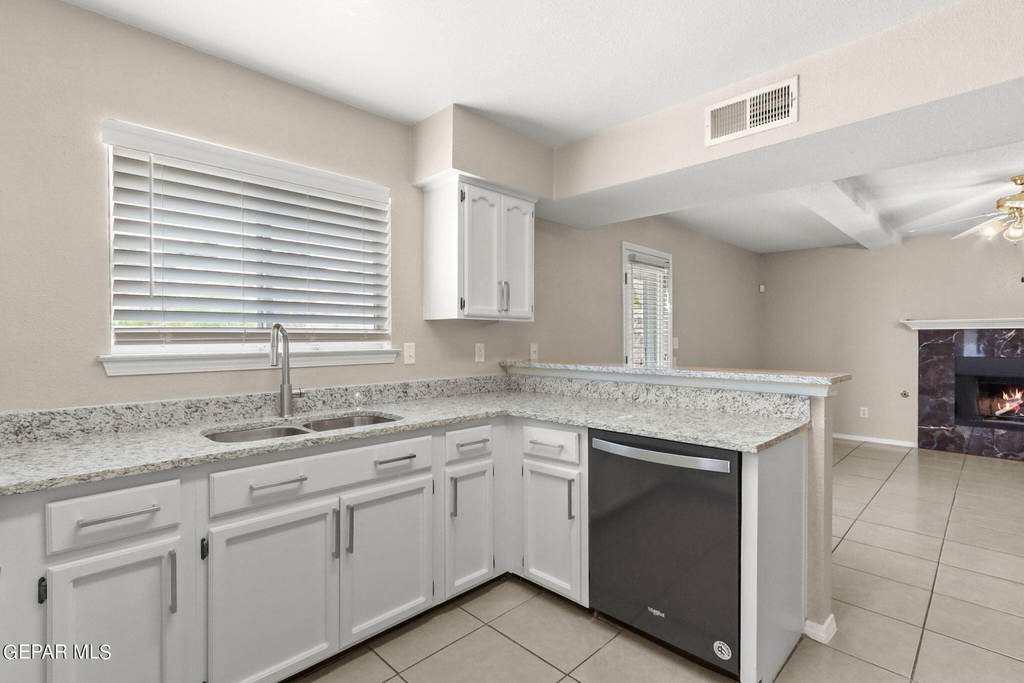 6763 Dakota Ridge Drive - Photo 9