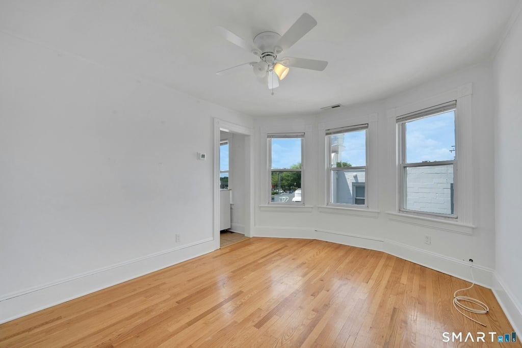 125 Tunxis Hill Road - Photo 4