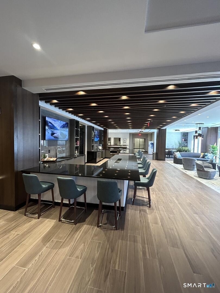 711 Summer Street - Photo 5