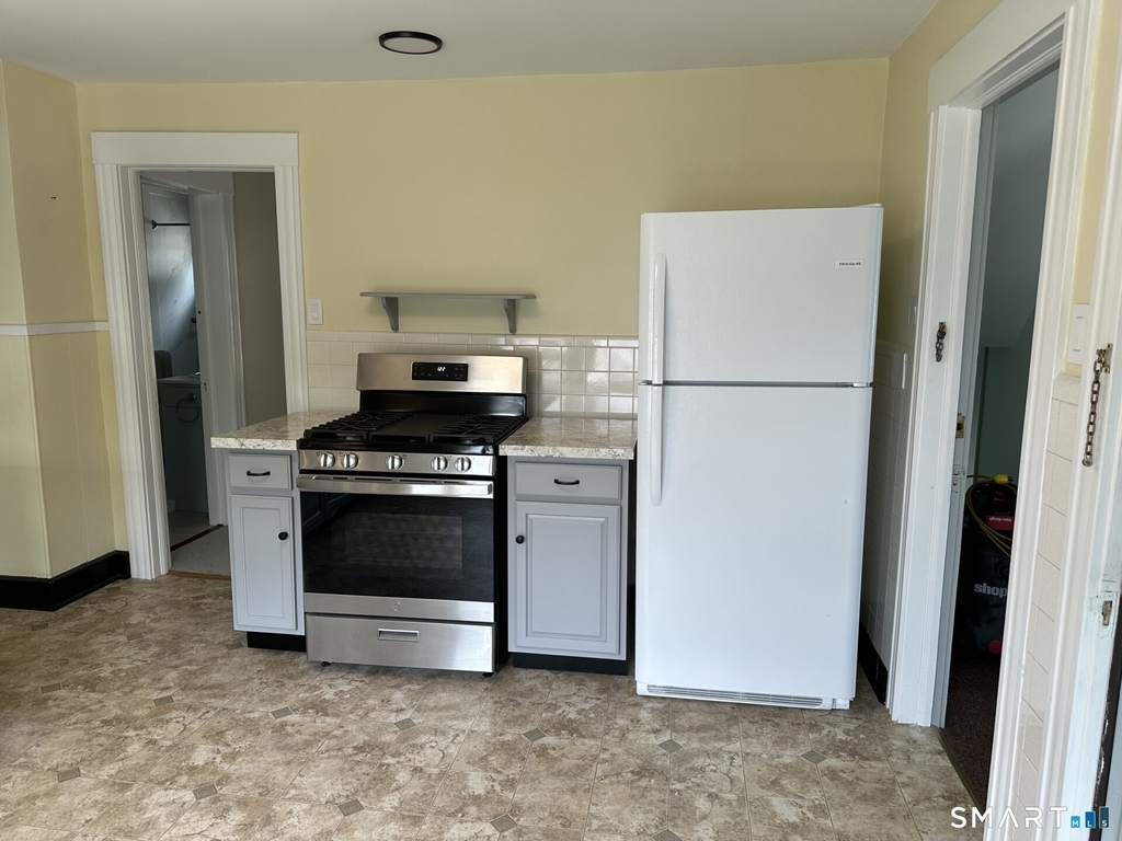 76 Lorenzo Street - Photo 19