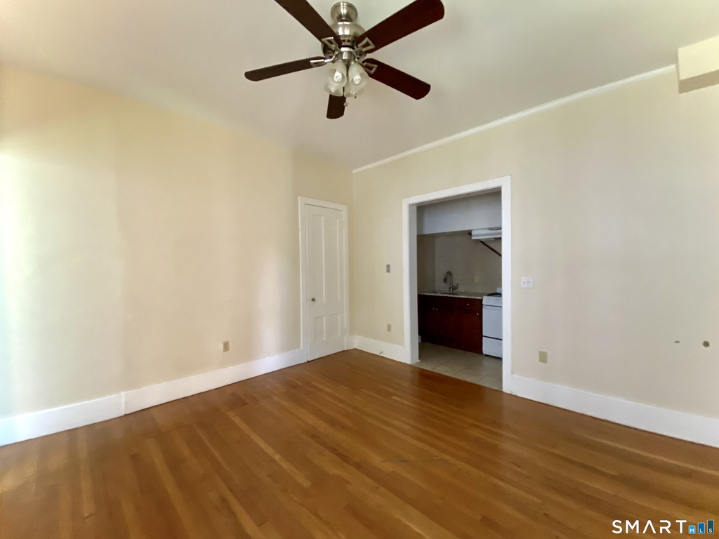 239 Edwards Street - Photo 8