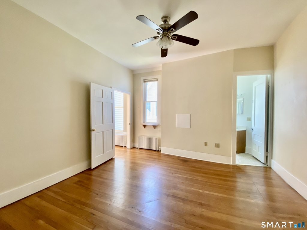 239 Edwards Street - Photo 5