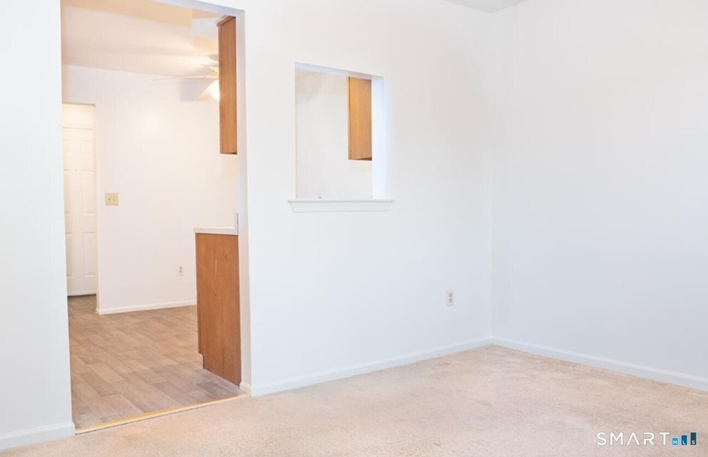 211 Windgate Circle - Photo 7