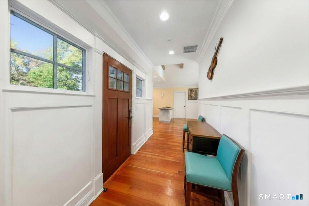 530 Flax Hill Road - Photo 4
