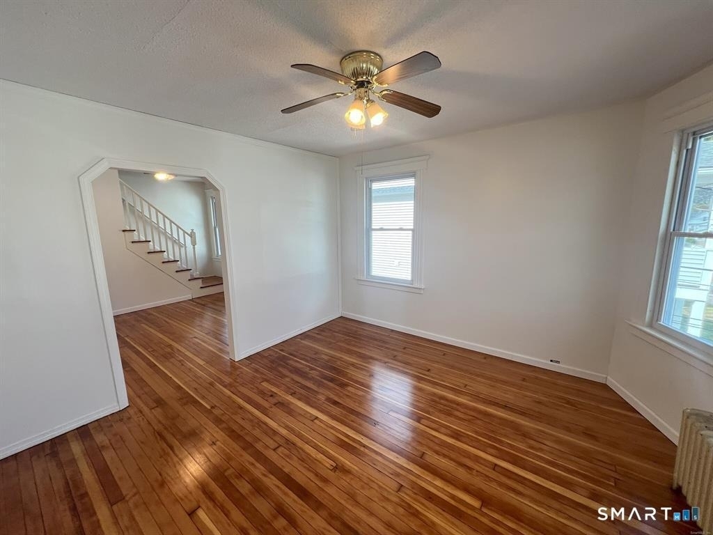 158 Beechwood Avenue - Photo 10