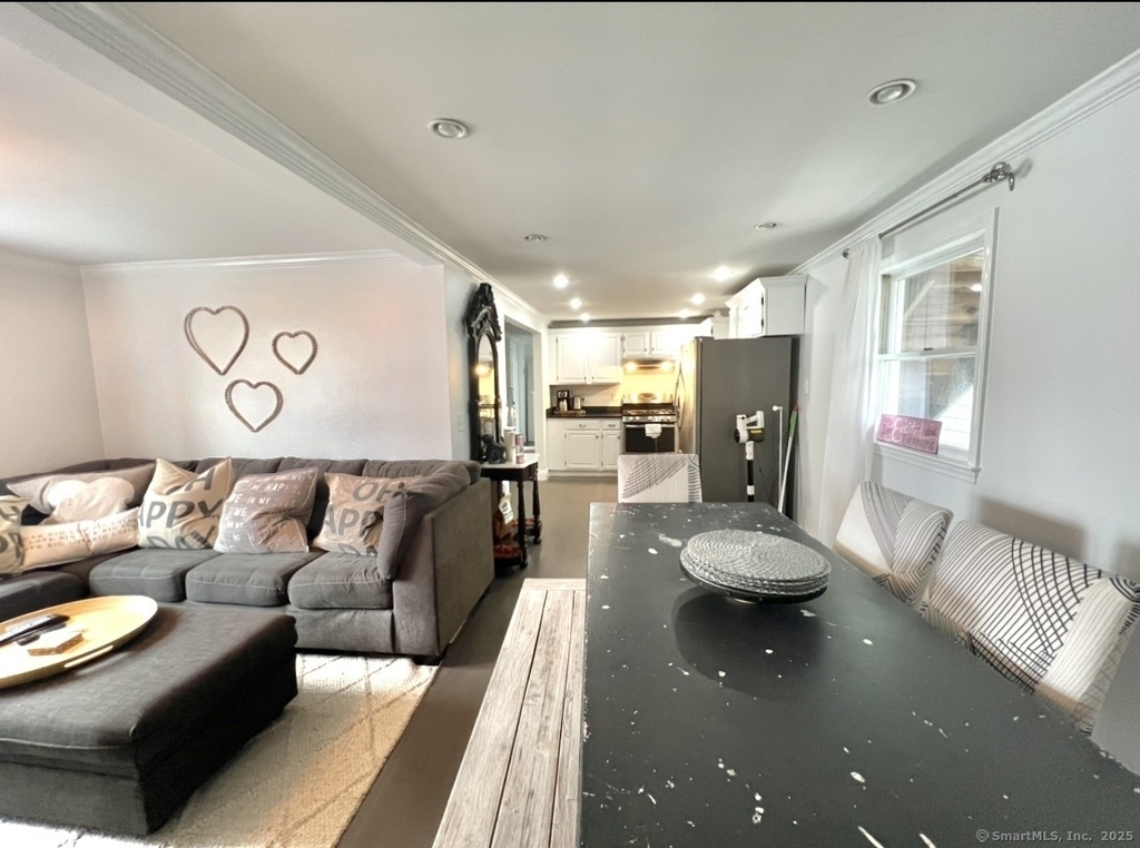 840 Broadway - Photo 3