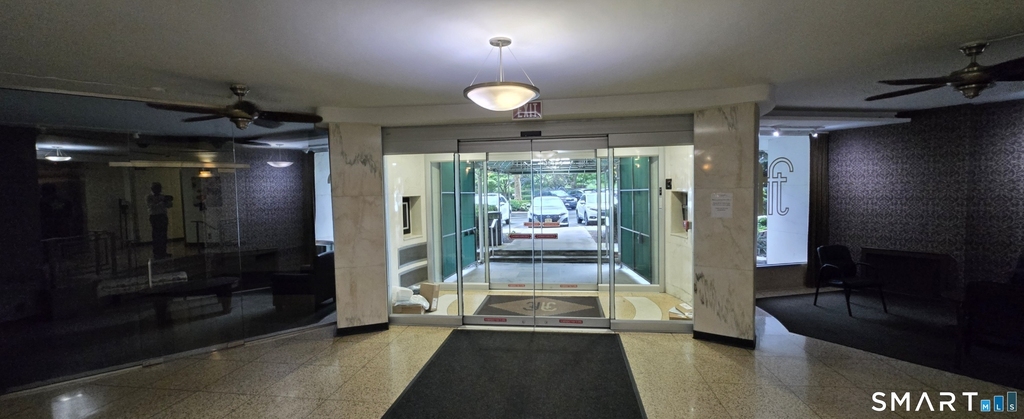 91 Strawberry Hill Avenue - Photo 3