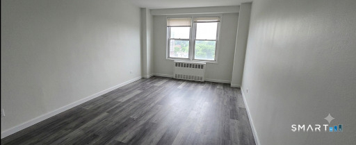 91 Strawberry Hill Avenue - Photo 0