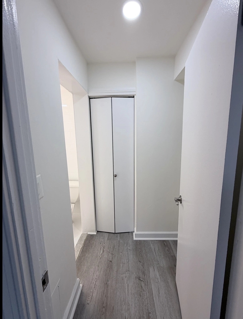 West 34th Street - Photo 2