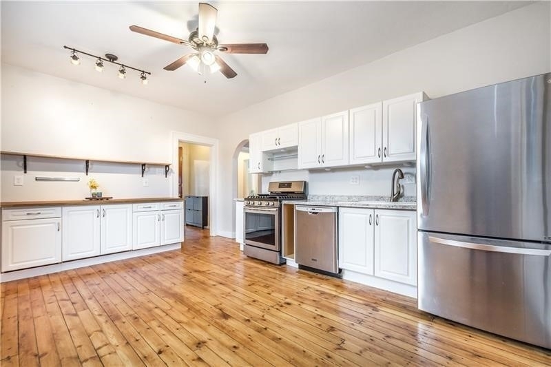1549 Mcfarland Road - Photo 2