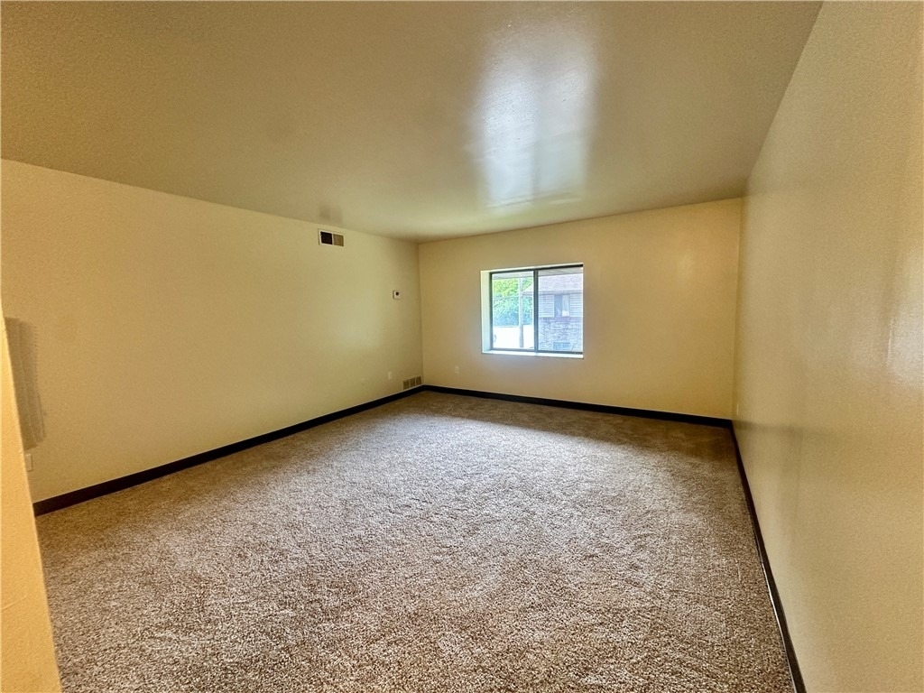 200 Electric Avenue - Photo 3