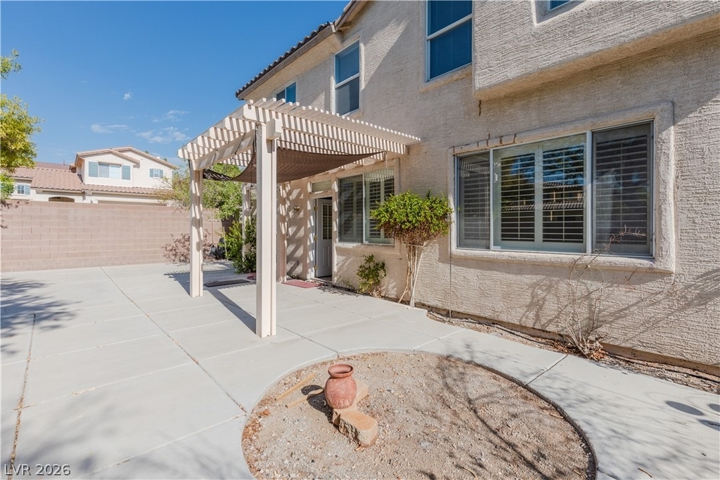 10517 Jeremy Ridge Avenue - Photo 16