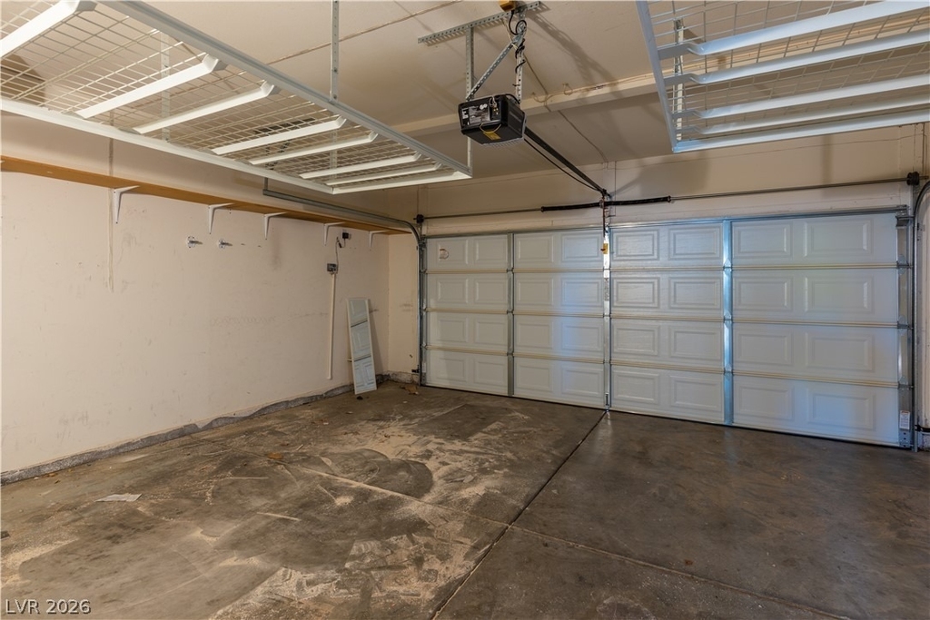 10517 Jeremy Ridge Avenue - Photo 15