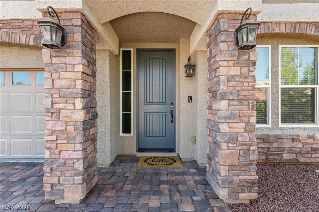 10116 Cascadia Creek Street - Photo 3